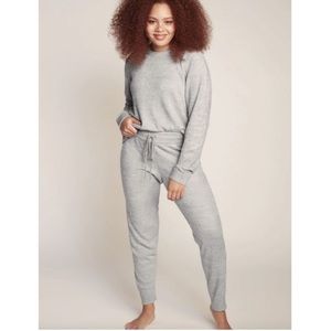 knix Cozzzy lounge set fuzzy